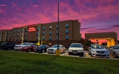 Hampton Inn & Suites Tomball Houston NW