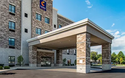 Comfort Suites Grove City - Columbus South