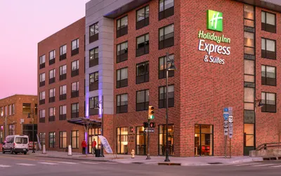 Holiday Inn Express & Suites Tulsa Downtown by IHG