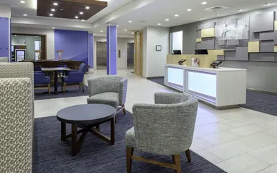 Holiday Inn Express & Suites Phoenix East - Gilbert, an IHG Hotel