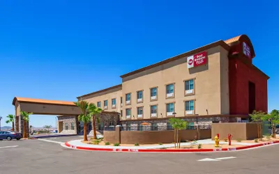 Best Western Plus New Barstow Inn & Suites