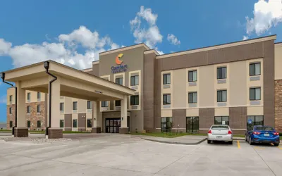 Comfort Inn and Suites Ames near ISU Campus