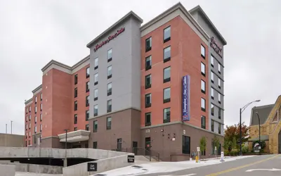 Hampton Inn & Suites Winston-Salem Downtown