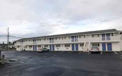 Motel 6 Burlington, WA