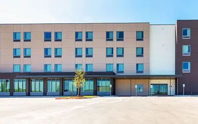 Studio 6 Austin, TX - Airport