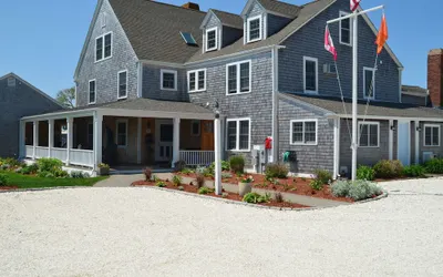 Beach Breeze Inn