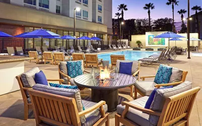 Cambria Hotel & Suites Anaheim Resort Area