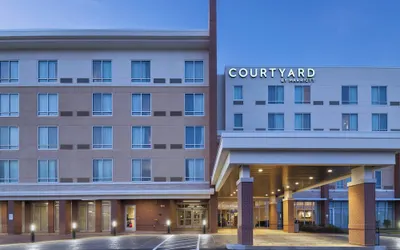 Courtyard by Marriott St. Louis Brentwood