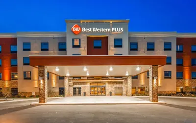 B/W Plus Elizabethtown Inn & Suites