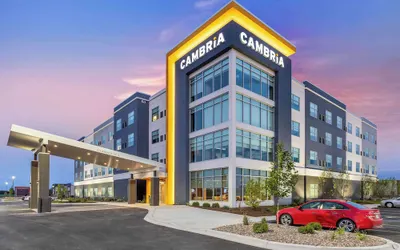 Cambria Hotel Davenport Quad Cities