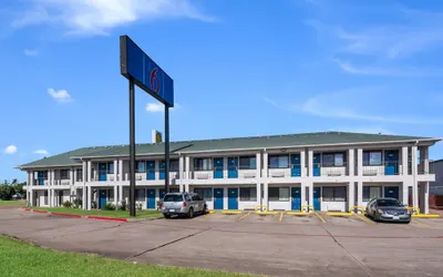 Motel 6 Irving, TX - Loop 12