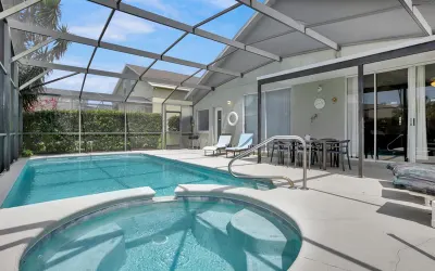 South Facing Pool & Spa- Minutes to Disney