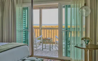 GR | Oceanview Two Queens