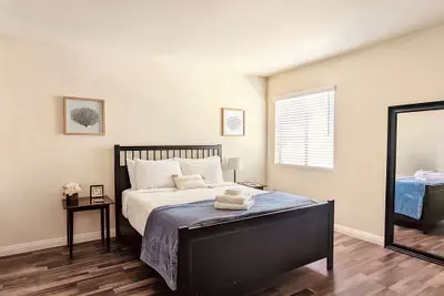 Photo 5 - Luxurious Villa with Pool & Hot Tub in San Gabriel - Sleeps 7