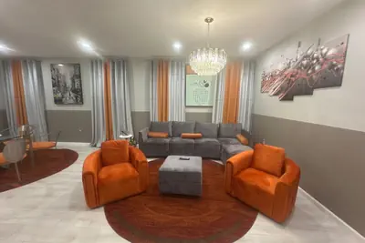 Photo 2 - Newark Airport/Prudential center/NYC suites modern
