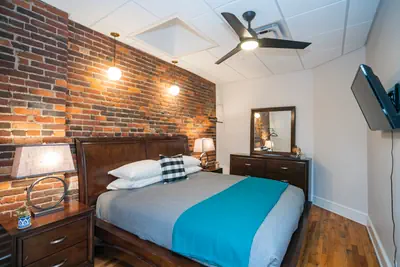 Photo 4 - The Library - Music City - Downtown Penthouse