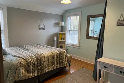 Photo 4 - Historic Twin Tudors Inn Northwest Room w/Loft (KP1400NWLoft)