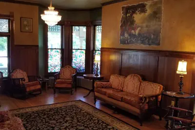 Photo 3 - Historic Victorian Inn - Red Suite (KP117Red)