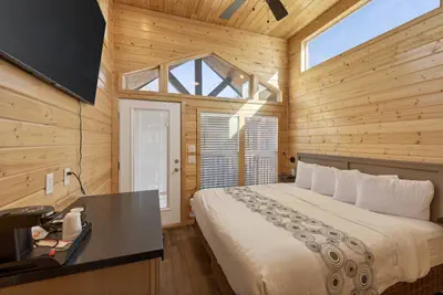 Photo 2 - 58B Cozy Home near Grand Canyon South Rim King Bed Sleeps 2