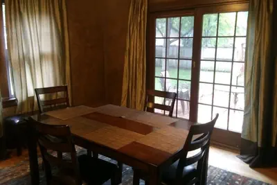 Photo 5 - Historic Twin Tudors Inn Northwest Room (KP1404NW)