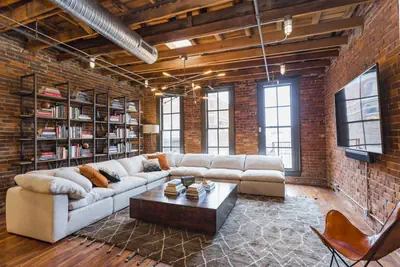Photo 2 - The Library - Music City - Downtown Penthouse
