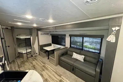 Photo 2 - RV by the Sea