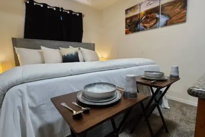 Photo 3 - 69B Studio w/Kitchenette near Grand Canyon South Rim Sleeps 4
