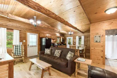 Photo 2 - Pine Grove Cabin