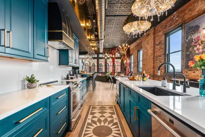 Photo 3 - The Songbird-Luxury Penthouse Banker's Alley-Walk to Broadway