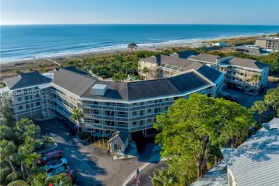 Photo 2 - Breakers 328 Oceanfront Hilton Head Condo Direct Beach Access