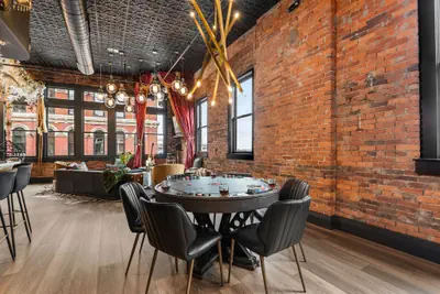 Photo 4 - The Songbird-Luxury Penthouse Banker's Alley-Walk to Broadway