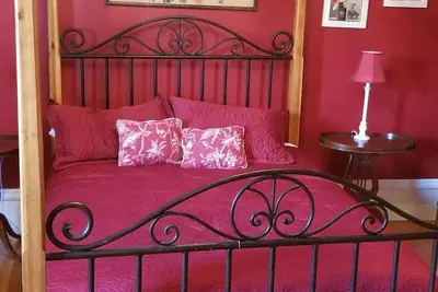 Photo 5 - Historic Victorian Inn - Red Suite (KP117Red)