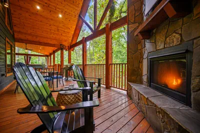 Photo 5 - COUPLES CABIN ON THE CREEK