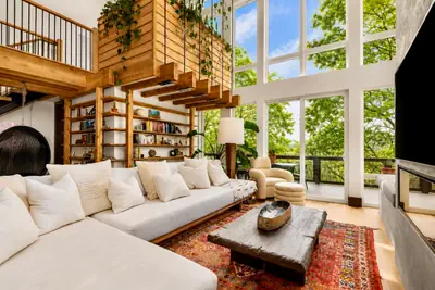 Photo 3 - The Songwriter's Mansion