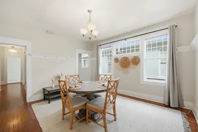 Photo 3 - Stylish 3BR Stay in Springfield Jax