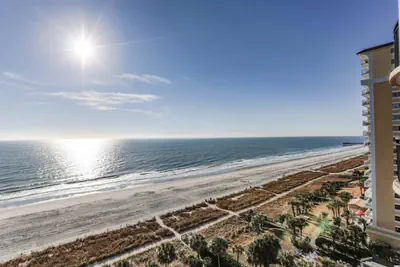Photo 5 - NEW! Breakers - 2BR Gorgeous Oceanfront, Kitchen, waterpark