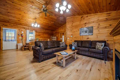 Photo 2 - Maplewood Cabin