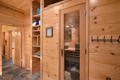 Photo 5 - Grin and Bear It Cabin