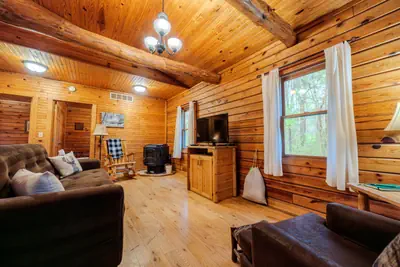 Photo 4 - Pine Grove Cabin