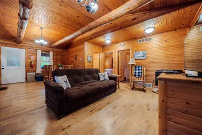 Photo 3 - Pine Grove Cabin