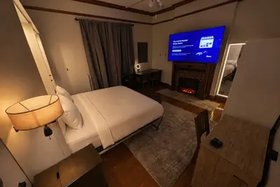 Photo 2 - Ember Room at The Knickerbocker