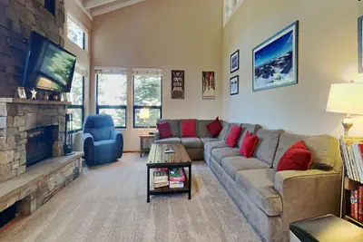 Photo 5 - Spacious Mountain Condo Great For Friends and Families - Closest to Canyon Lodge! (Unit 651 at 1849)