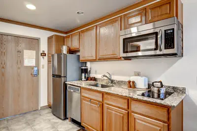 Photo 4 - Walk to slopes! Value Studio Condo