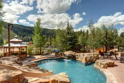 Photo 2 - 2Br Condo @ Springs 8848~Walk to slopes