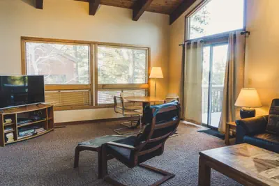 Photo 4 - Spacious Summer Getaway  4Br 4.5Ba Mountain Home