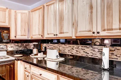 Photo 3 - Spacious, Upgraded 2 Bdr w/ Fireplace & Hot Tub Access