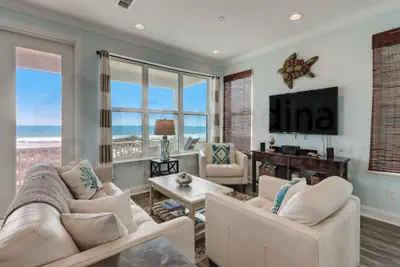 Photo 3 - Magnificent Modern Beach House with Ocean View from All Rooms