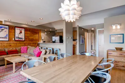 Photo 4 - Renovated, spacious, beautiful! Stay here & kids ski free!