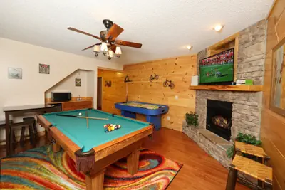 Photo 4 - Spacious Mountain Cabin Nestled in Cedar Falls Resort