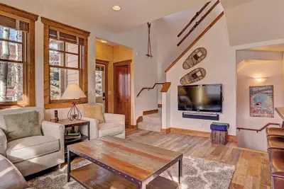 Photo 4 - Mountain Ridge Chalet